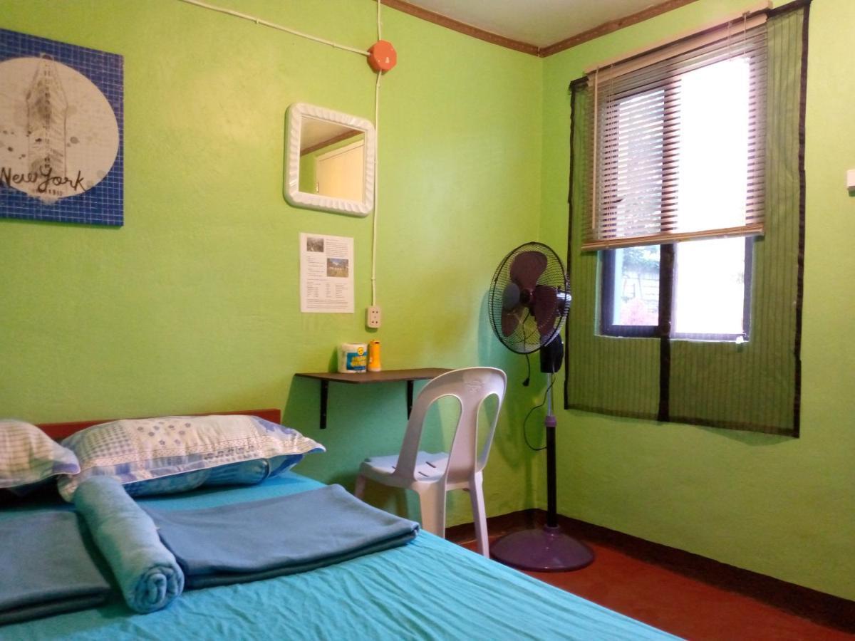 Junjals Backpackers Chalet Bohol Zewnętrze zdjęcie